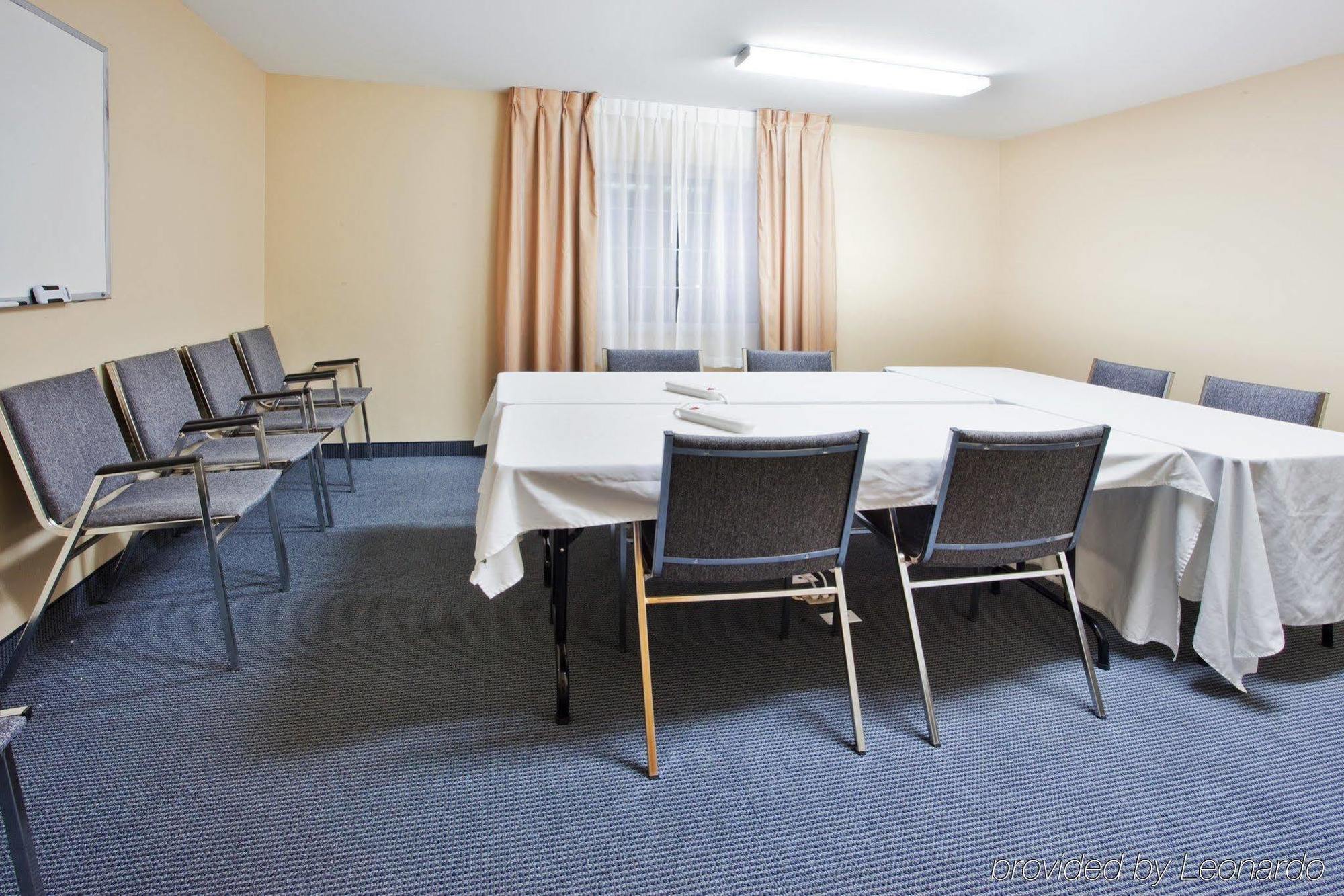 Candlewood Suites Kalamazoo By Ihg Einrichtungen foto